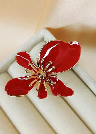 Кольцо женское акцентное с красным цветком