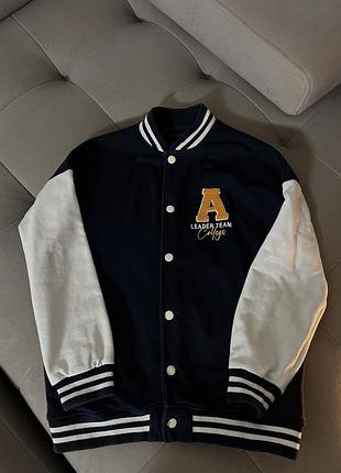 Дитячий бомбер/кофта