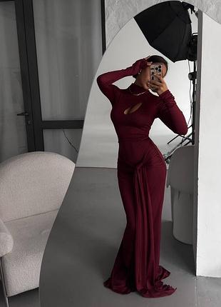 Жіноча сукня