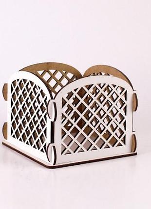 Деревянное кашпо маленькое "сеточка" белое