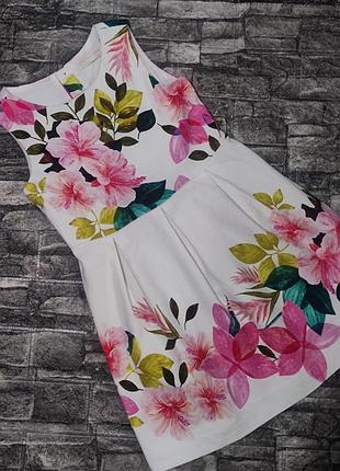 Платье в цветочный принт