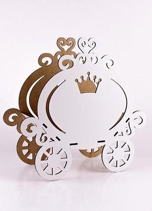 Подарочная коробка карета белая