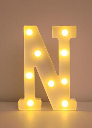 Літера з підсвіткою n об'ємна маленька 21 на 17 см білий