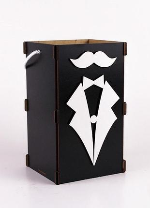 Подарочная коробка "джентельмен" со шнурком черная