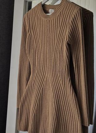 Бежева сукня тепла вʼязана(м)