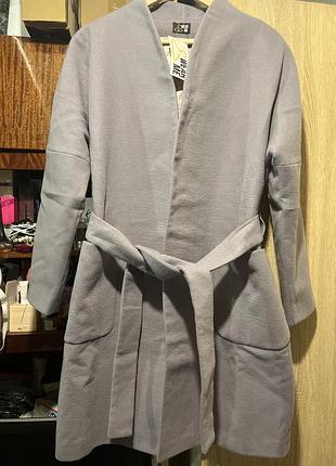 Пальто жіноче