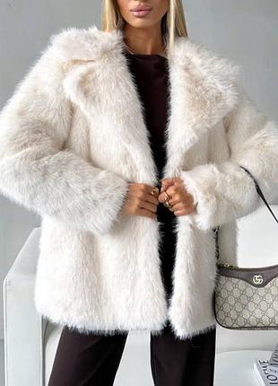 Шубка жіноча