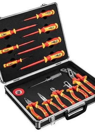 Набір шарнірно-губцевого інструменту з викрутками 1000 в, 13 шт. (neo)