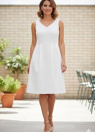 Платье белое  р м-л amii