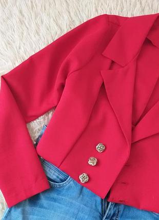 Лёгкий стильный и оригинальный ассиметричный жакет с-м