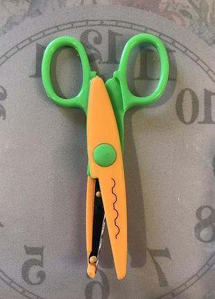 Ножницы детские, 13,5 см, с фигурным лезвием craft 8524 731147 josef otten зелений із жовтим