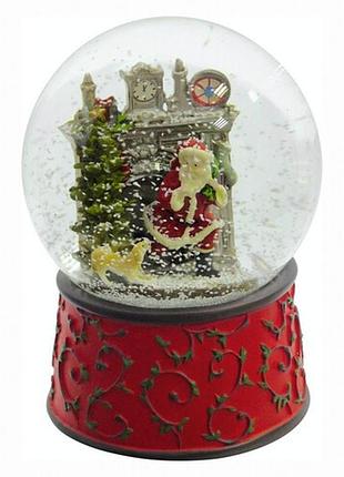 Большой шар со снегом домик в лесу новогодний