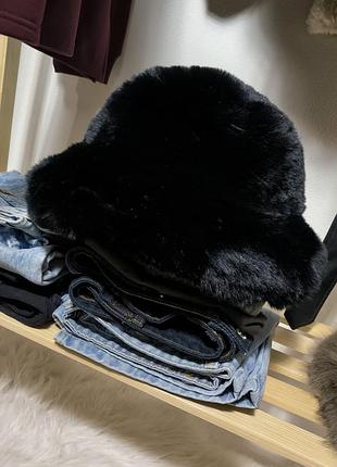 Шапка панама пушистая черная