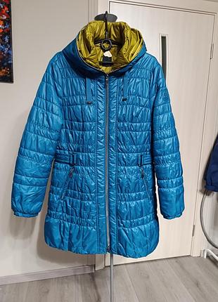 Красивая длинная куртка с капюшоном xl