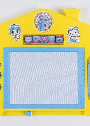 Доска для рисования цветная 31х27х2см со штампами, жёлтая (с 36495)