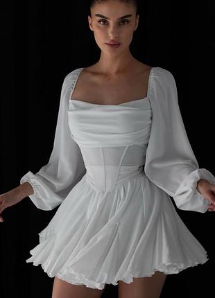 Жіноча сукня