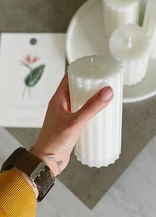 Парафінова текстурна свічка з ефірними аромамаслами 7х13см tropical forest