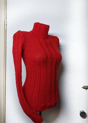 Шерстяных свитерик