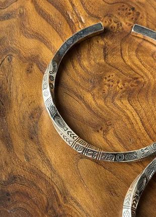 Аксесуари/ браслети з етно орнаментами
