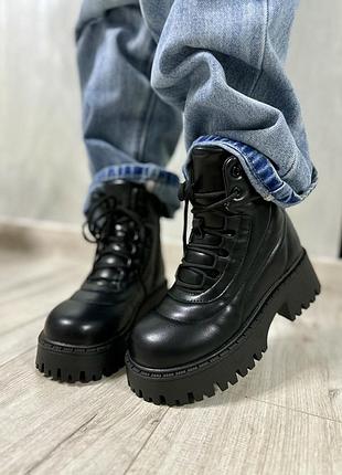 Ботинки зимові жіночі