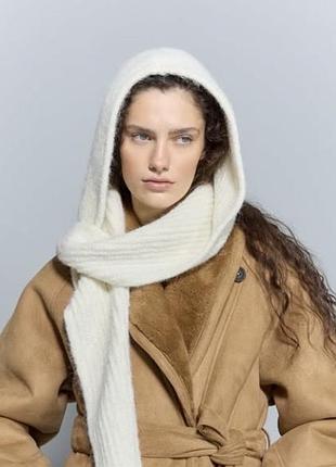 Шарф-капюшон, известный как sophie hood (софи худ). этот предмет одежды сочетает в себе функции шарфа и капюшона.