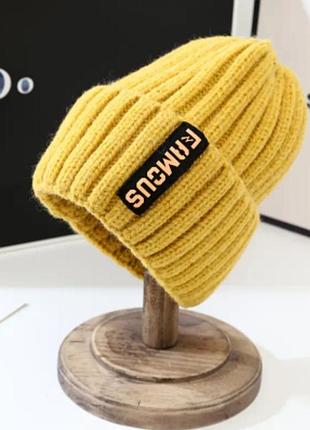 Шапка шапочка теплая с отворотом новая