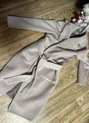 Жіноче пальто