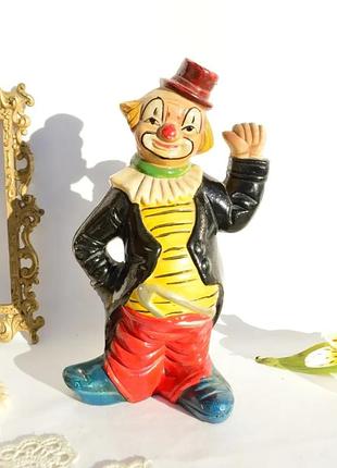 Колекційна скульптура "клоун". привезен з англії.