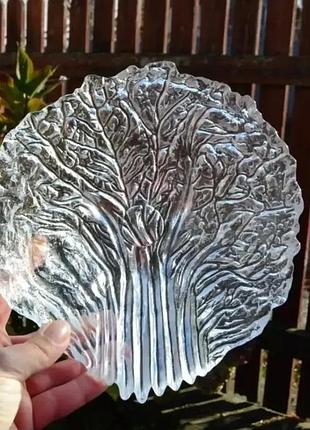 Чудове блюдо, порційний салатник у формі капустного листа. італія.