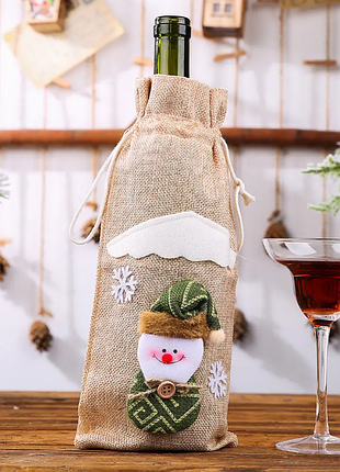 Чехол новогодний на бутылку снеговик 30 на 13 см разноцветный