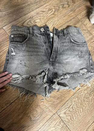 Жіночі джинсові шорти