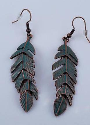 Серьги-подвески бижутерные "папоротник-2".