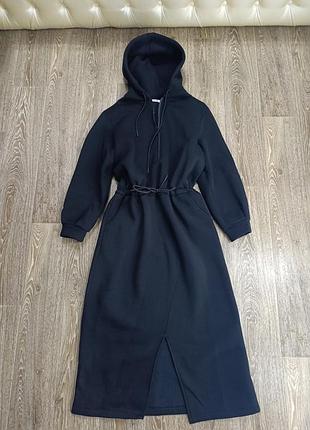 Теплое черное платье миди на флисе!
размер л-хл.