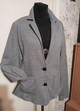 Классический трикотажный 100% коттон укороченный пиджак-блейзер с карманами гусиная лапка marc o'polo