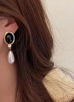 Сережки бижутерия подвески черно-белые