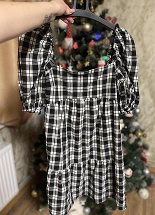 Сукня жіноча