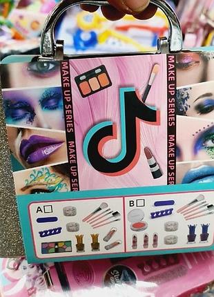 Набор детской tik tok косметики в чемодане сумочке с зеркалом