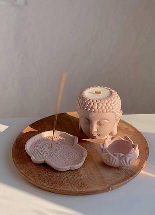 Комплект дзен с соевой свечой с эфирными аромамаслами в гипсовом кашпо будда tropical forest