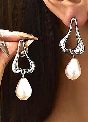 Серьги бижутерия с подвеской бусиной