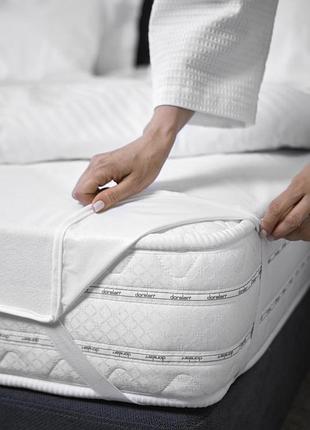 Наматрасник водонепроницаемый трикотажный 140 * 200см
