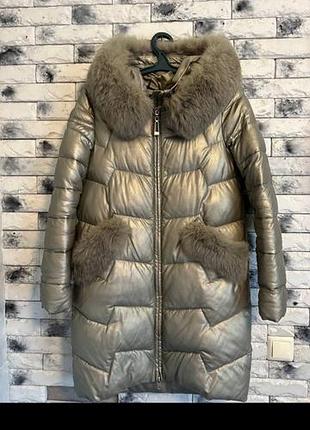 Зимовий пуховик