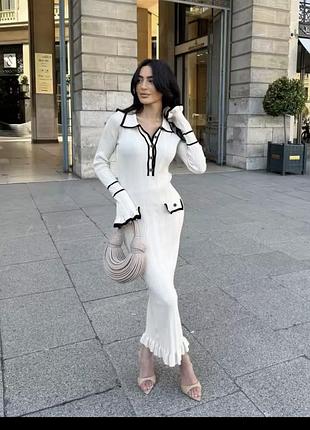 Сукня жіноча трендова