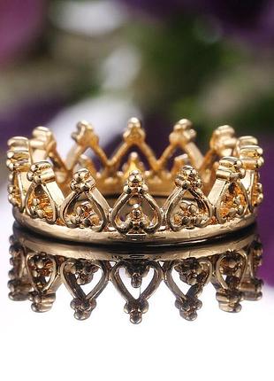 Каблучка у вигляді золотистої корони розмір 16 17 18