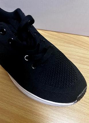 Кросівки 34 розмір