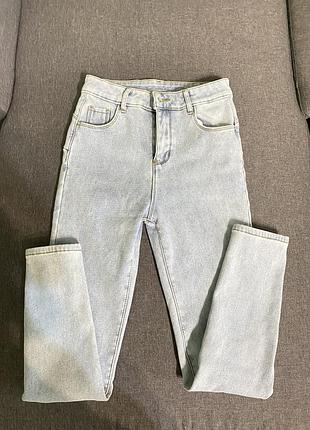 Теплі жіночі джинси