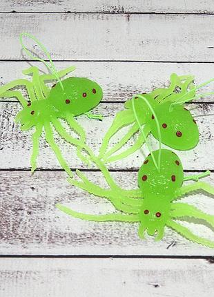 Паук резиновый 10х6см светонакопительный