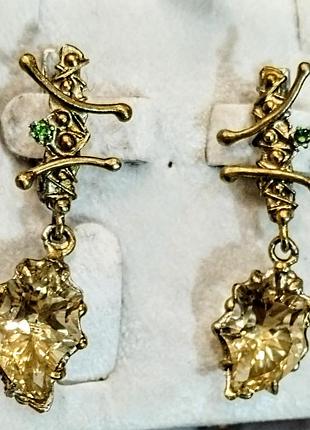 Сережки "крила" срібні з жовтими цитринами.