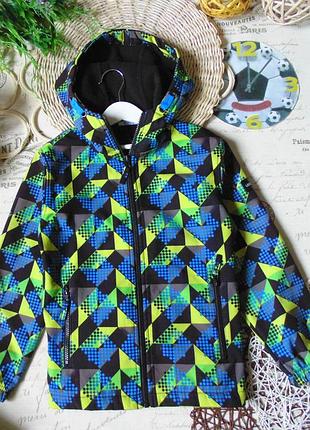 Яркая куртка ветровка софтшелл на флисе yigga