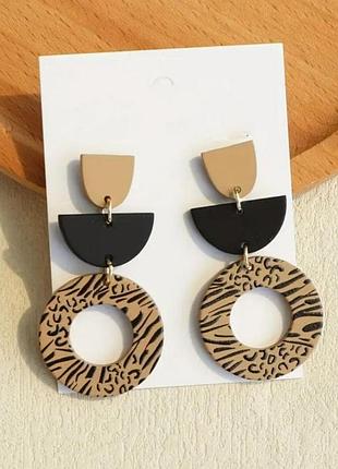 Стильные женские сережки подвески