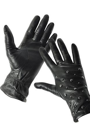 Жіночі сенсорні шкіряні чорні рукавички на шерсті з закліпками